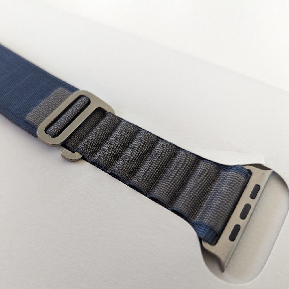 Apple Watch Band Alpine Loop 49mm Medium Blue